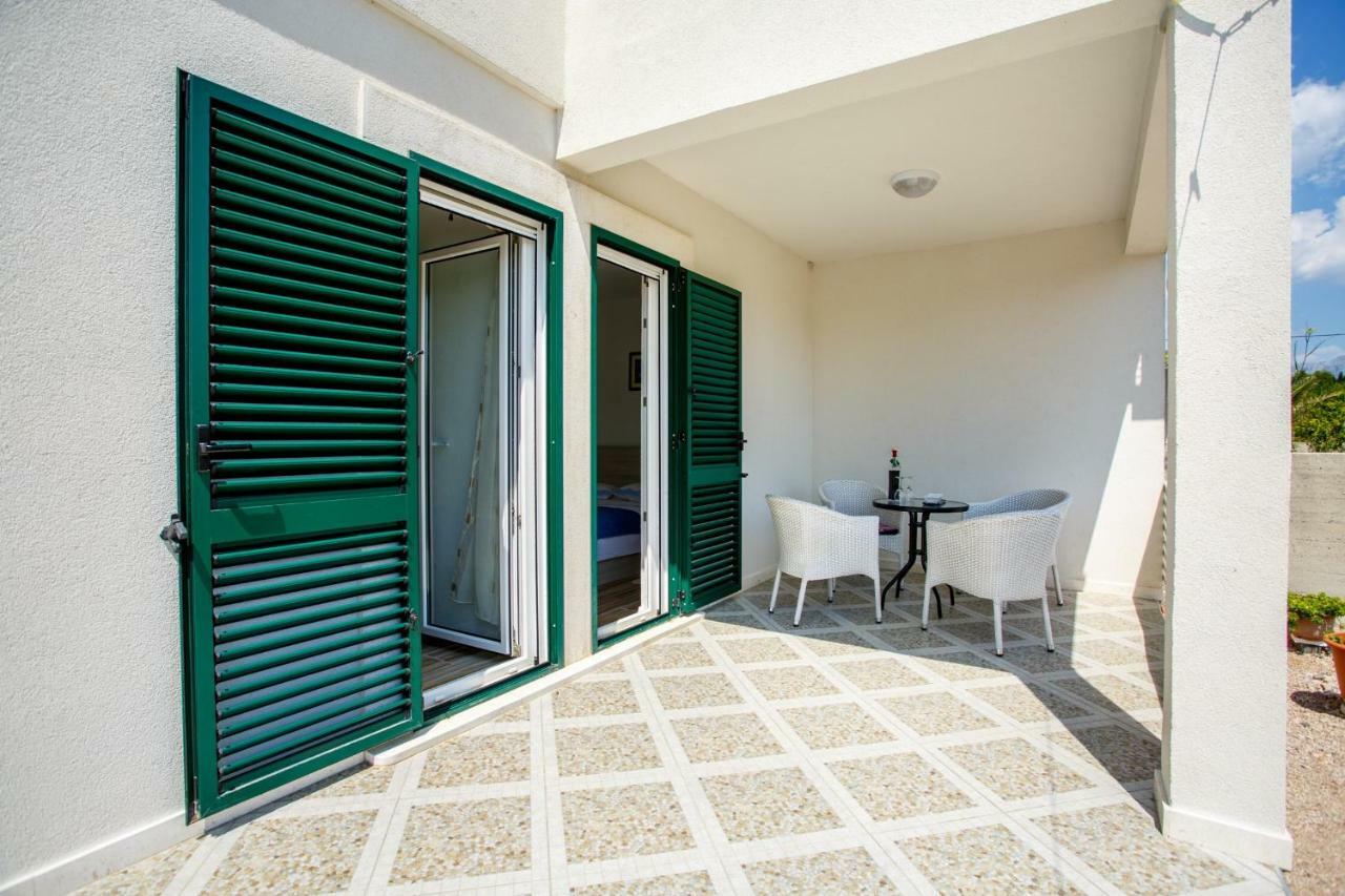 Franicevic Apartment Sucuraj